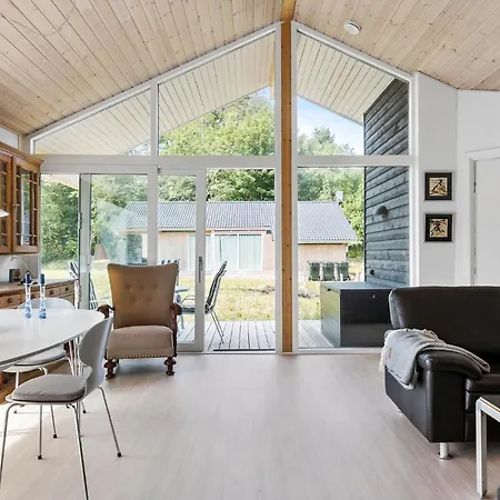 2 Bedroom Stunning In * Ebeltoft