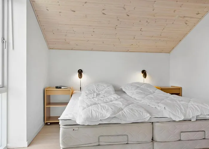 Сasa de vacaciones 2 Bedroom Stunning In